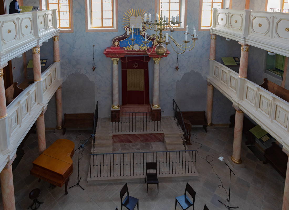 View from the women’s gallery