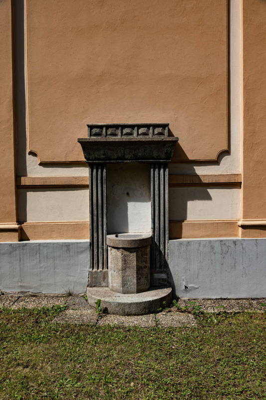 Hand washing fountain