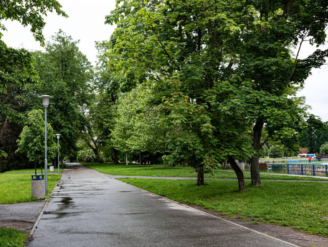 Beautiful park near the destroyed Synagogue