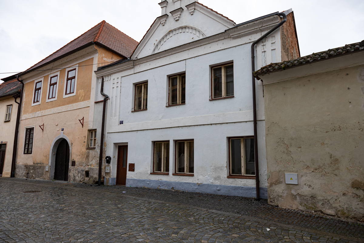 Synagogue & school