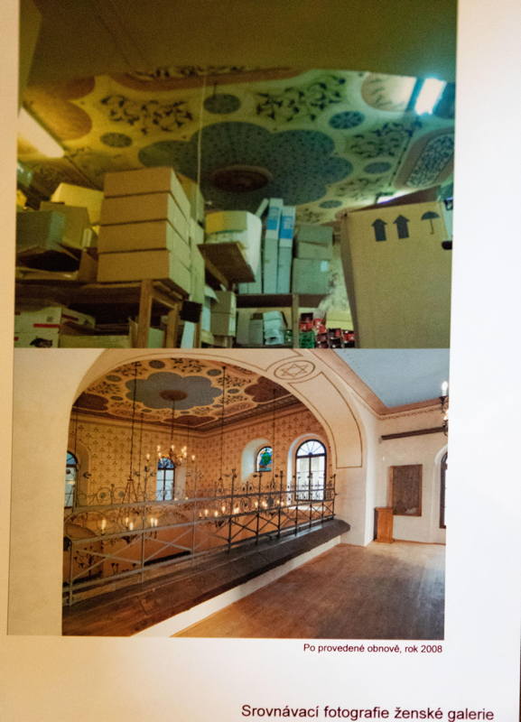 Comparative photos of ceiling