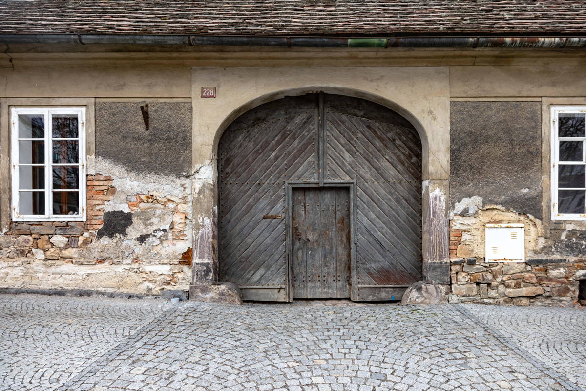 Jews lived scattered in town