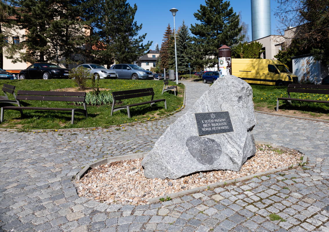 Synagogue torn down in 1960’s, memorial at site