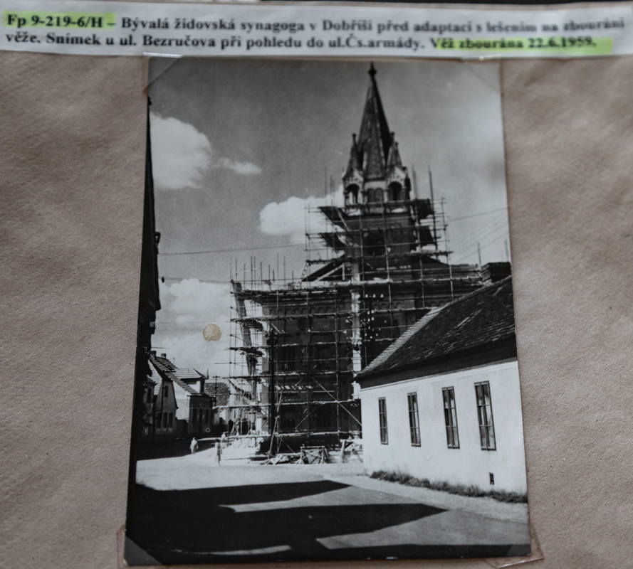 Photo of reconstructed Synagogue. Photo supplied by town archivist