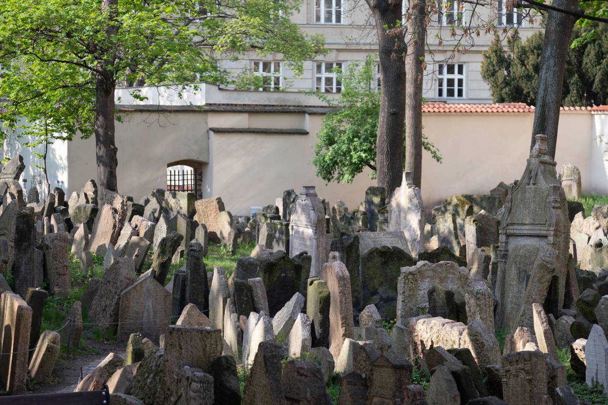 Multiple layers of graves in Jewish Cemetery