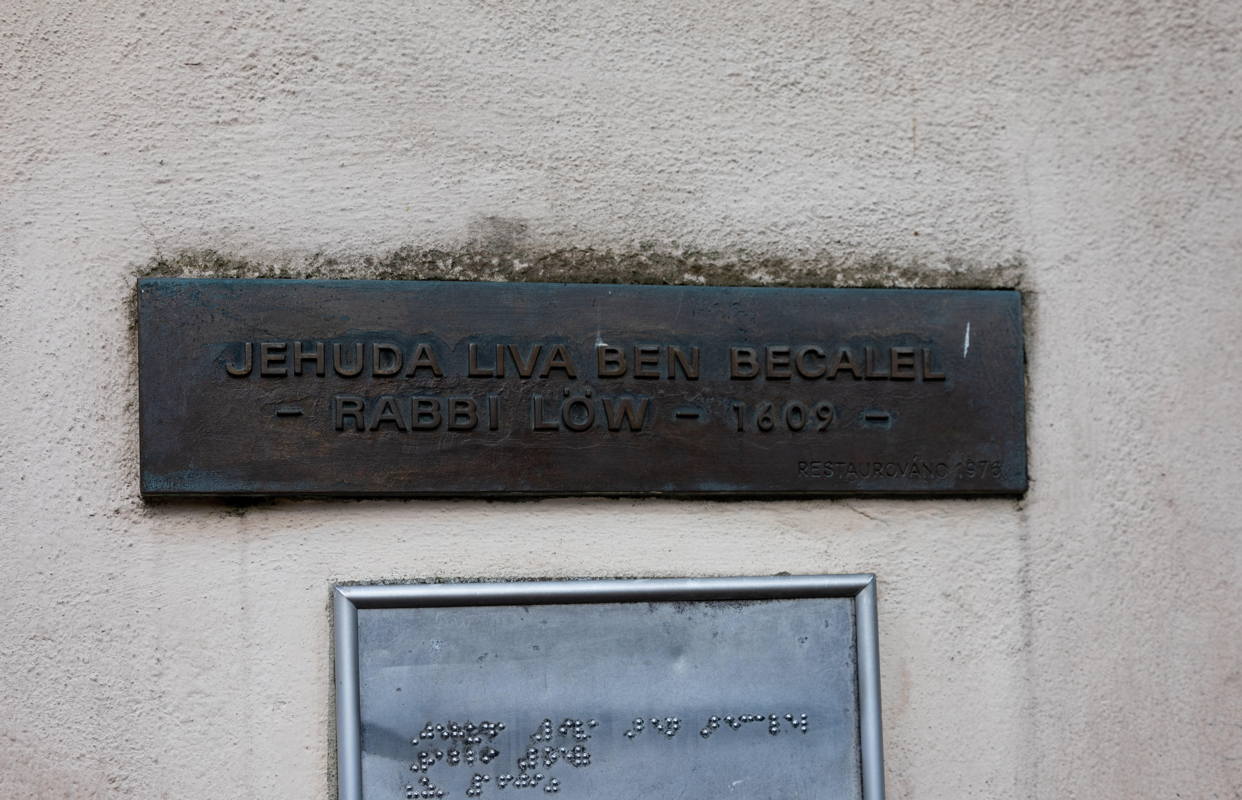 Rabbi Low’s grave marker