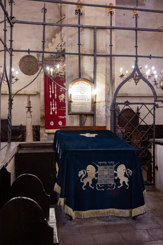 Bimah in center Sanctuary