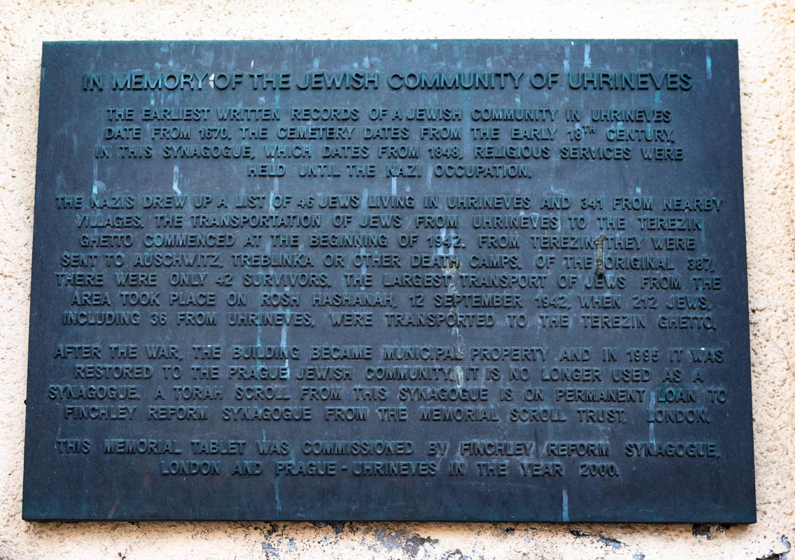 Memorial plaque