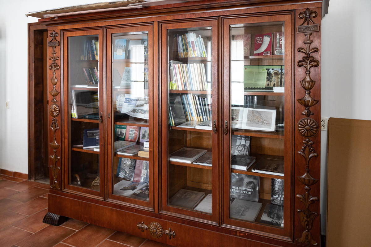 Rabbi’s office