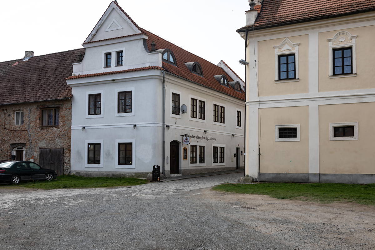 Inn and restaurant in Jewish Quarter