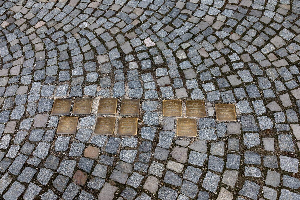 Stolpersteines