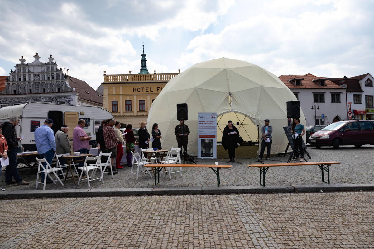 Yom ha Shoah event 2019, 100 names read