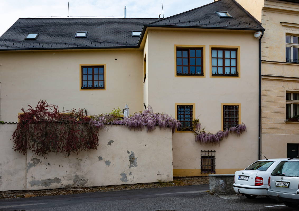 Across the road from Synagogue